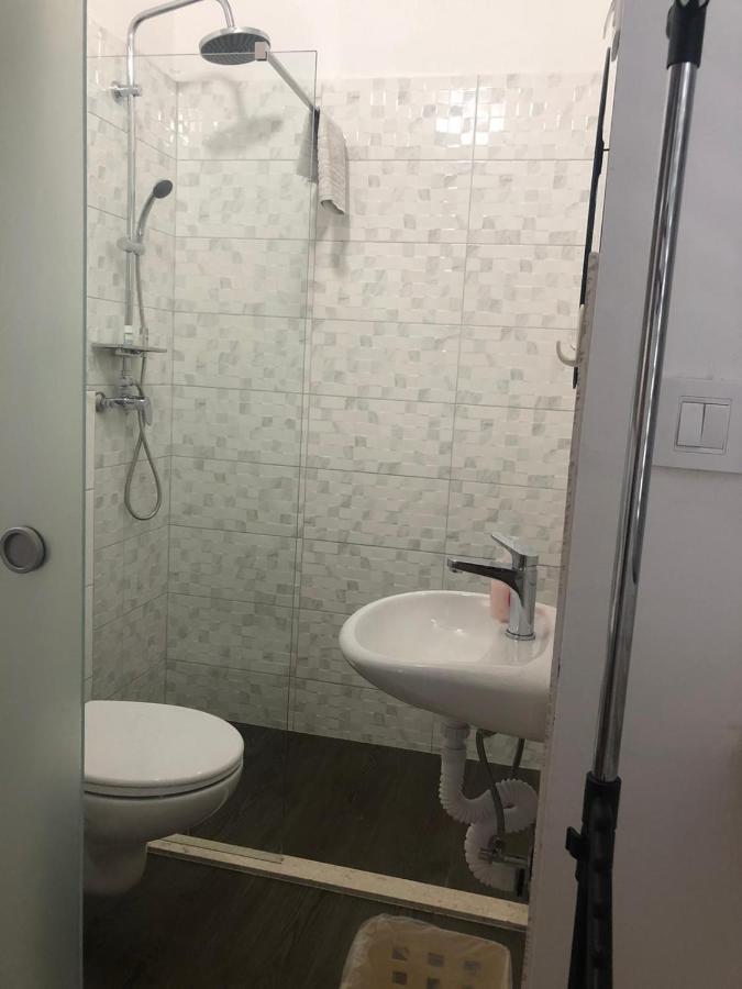 Rooms And Apartments Emily สปลิท ภายนอก รูปภาพ